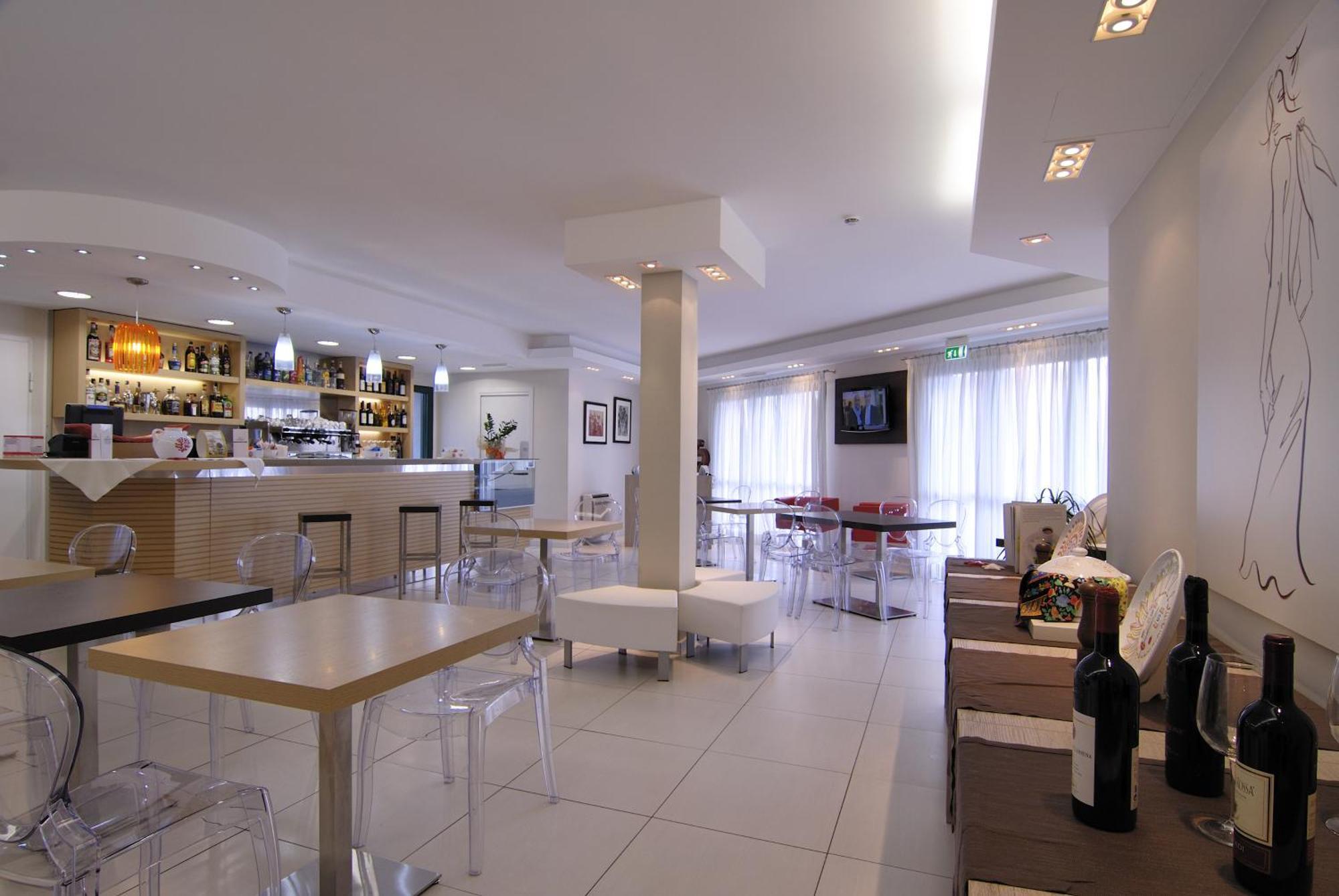 Hotel Ambrosio La Corte Olbia Exterior photo